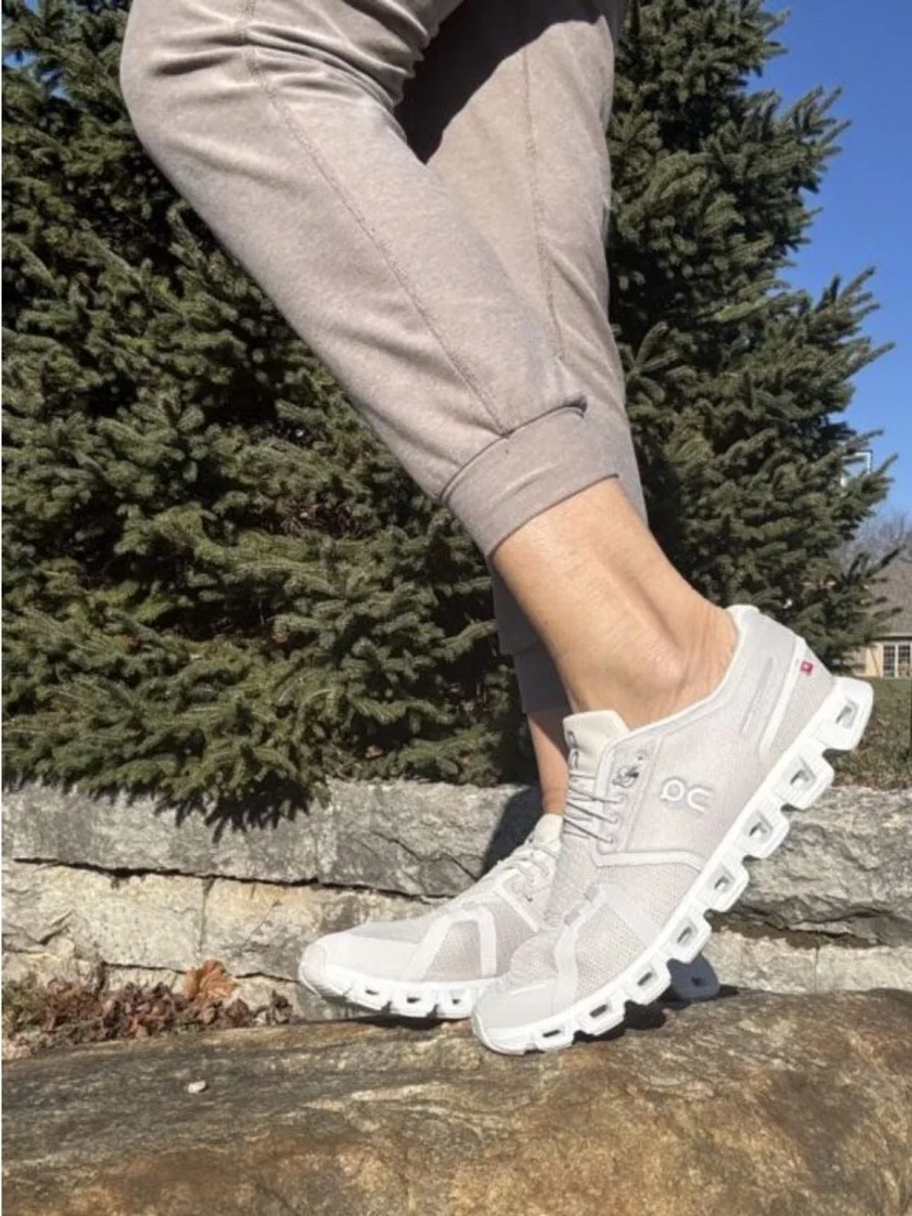 On Running Cloudrunner Athletic Shoes in Light Gray and White - Picture 1 of 15